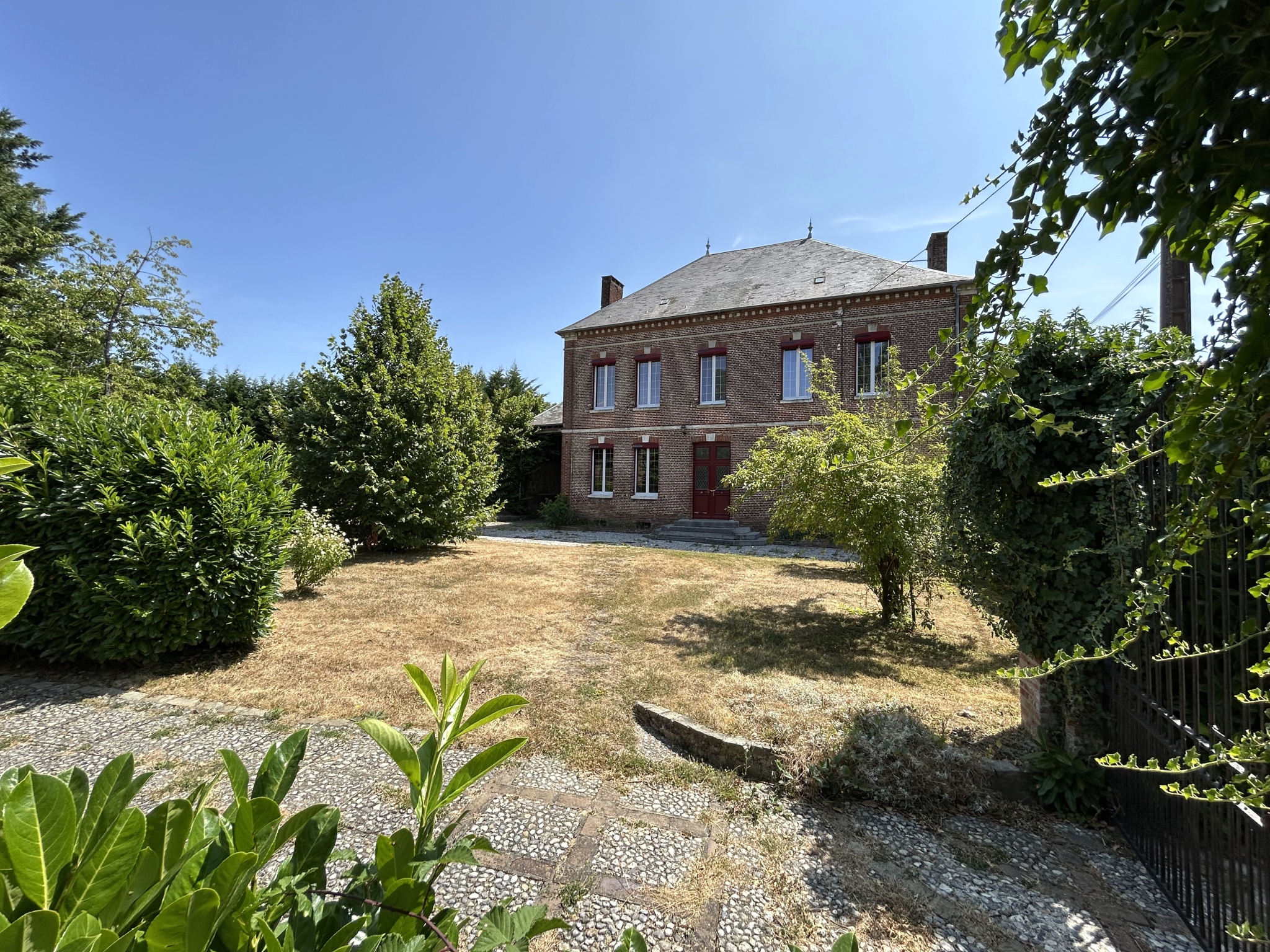 Maison de Maître entre Grandvilliers et Poix de Picardie